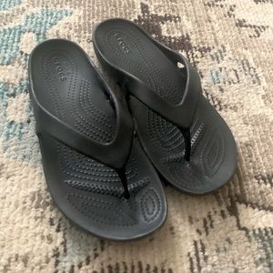 Crocs Kadee II flip flops